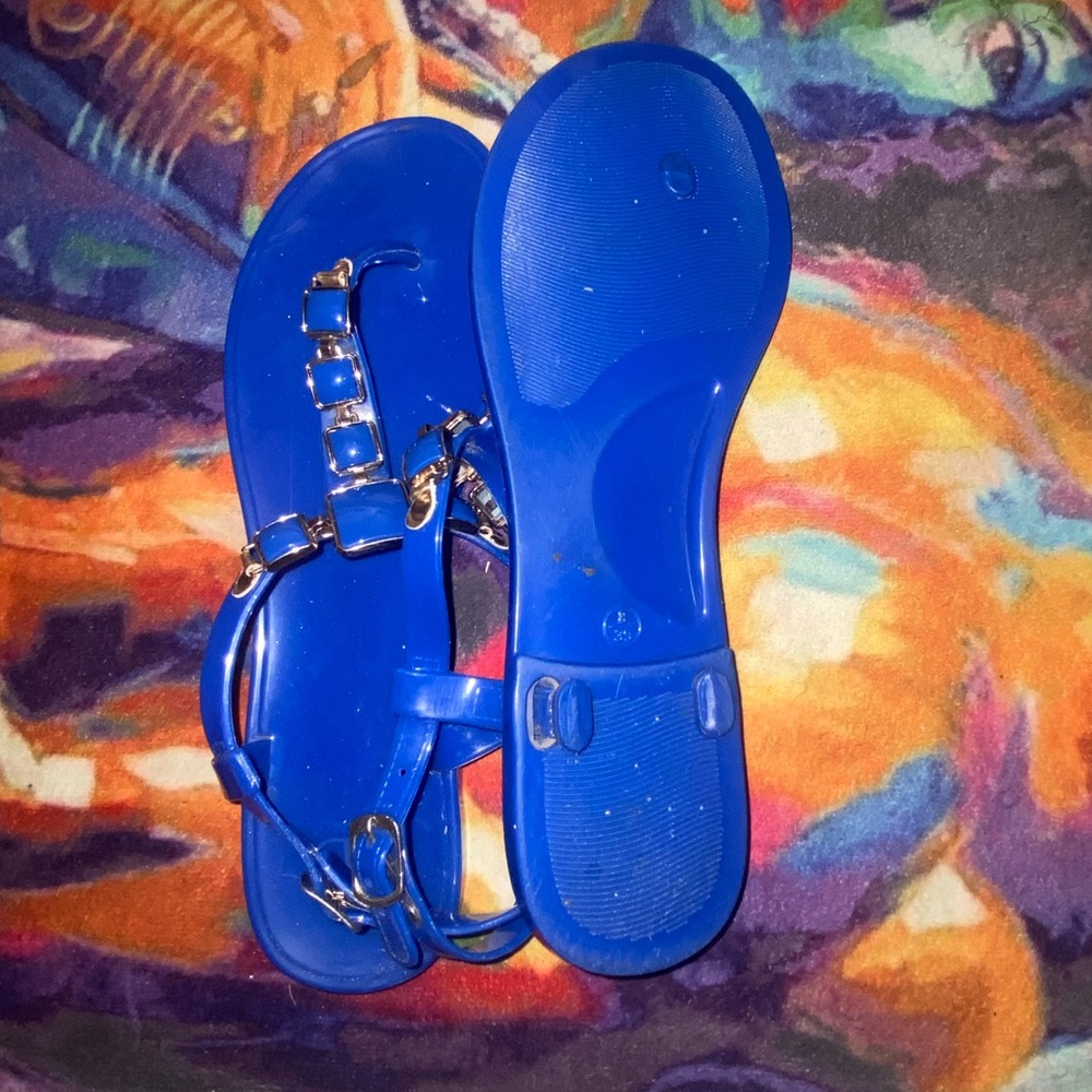 Sandals - Picture 5 of 6